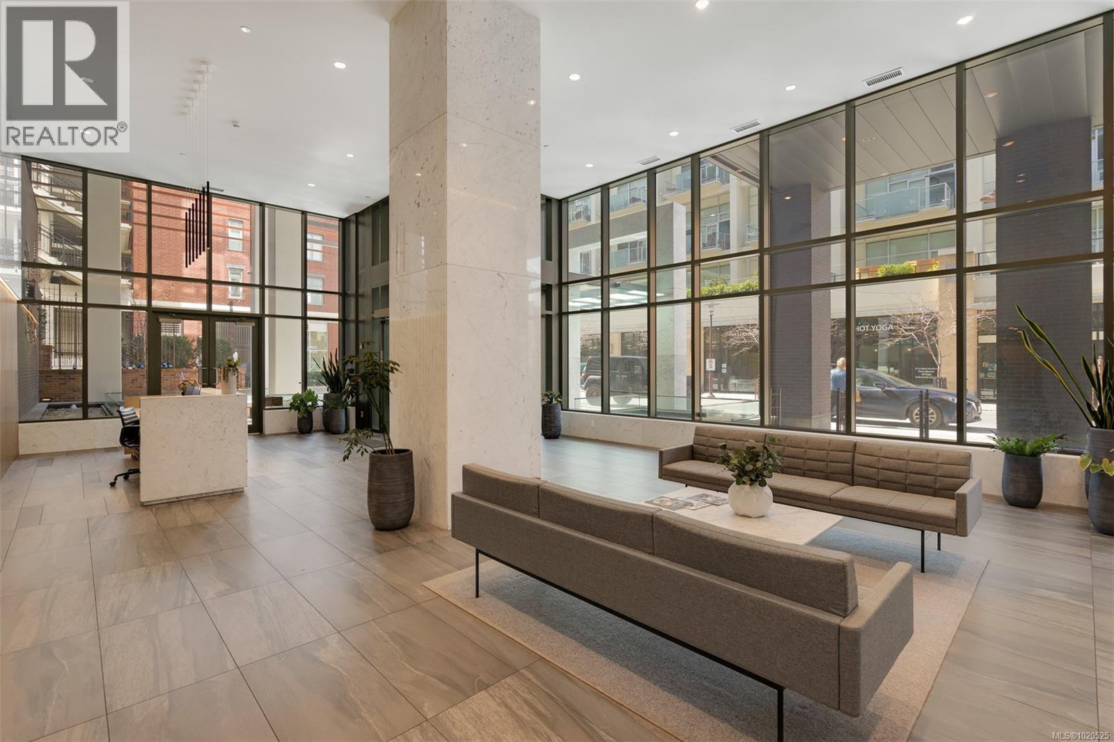 2002 777 Herald Street, Victoria