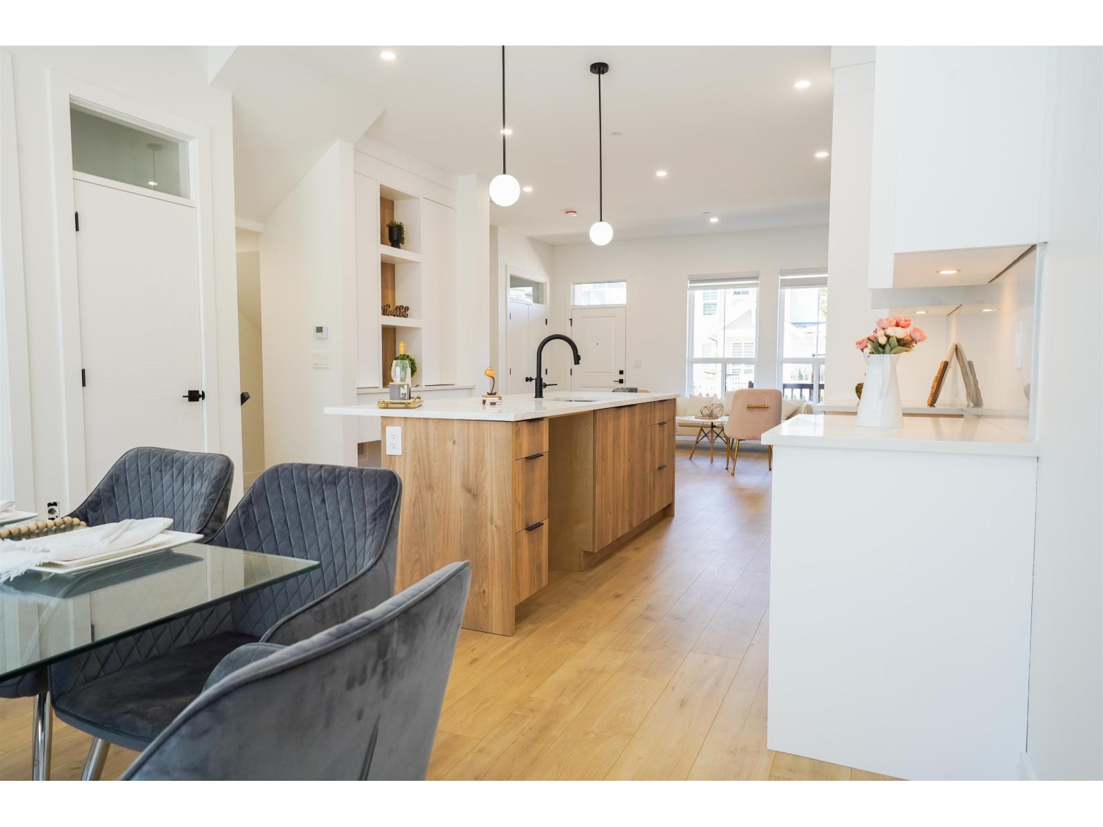 20482 76 AVENUE, Langley