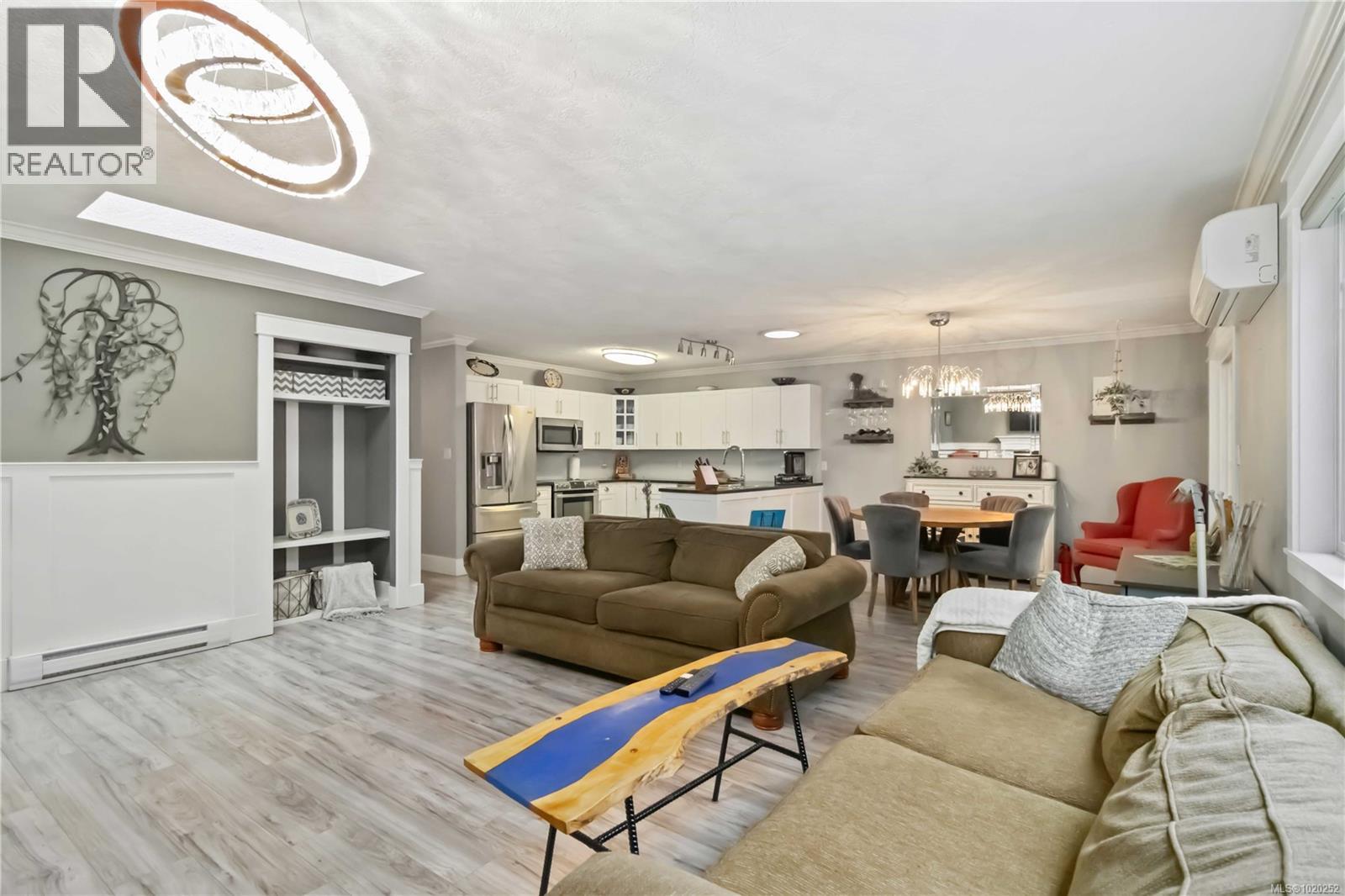  3104 Glen Lake Road, Langford