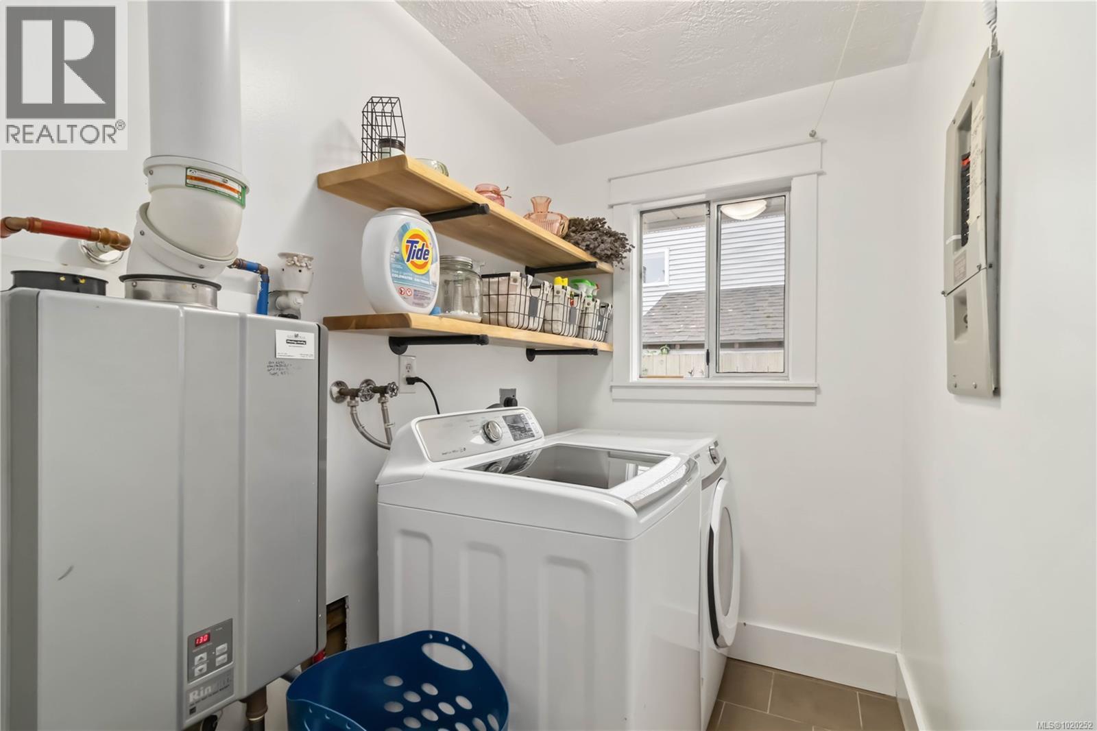  3104 Glen Lake Road, Langford