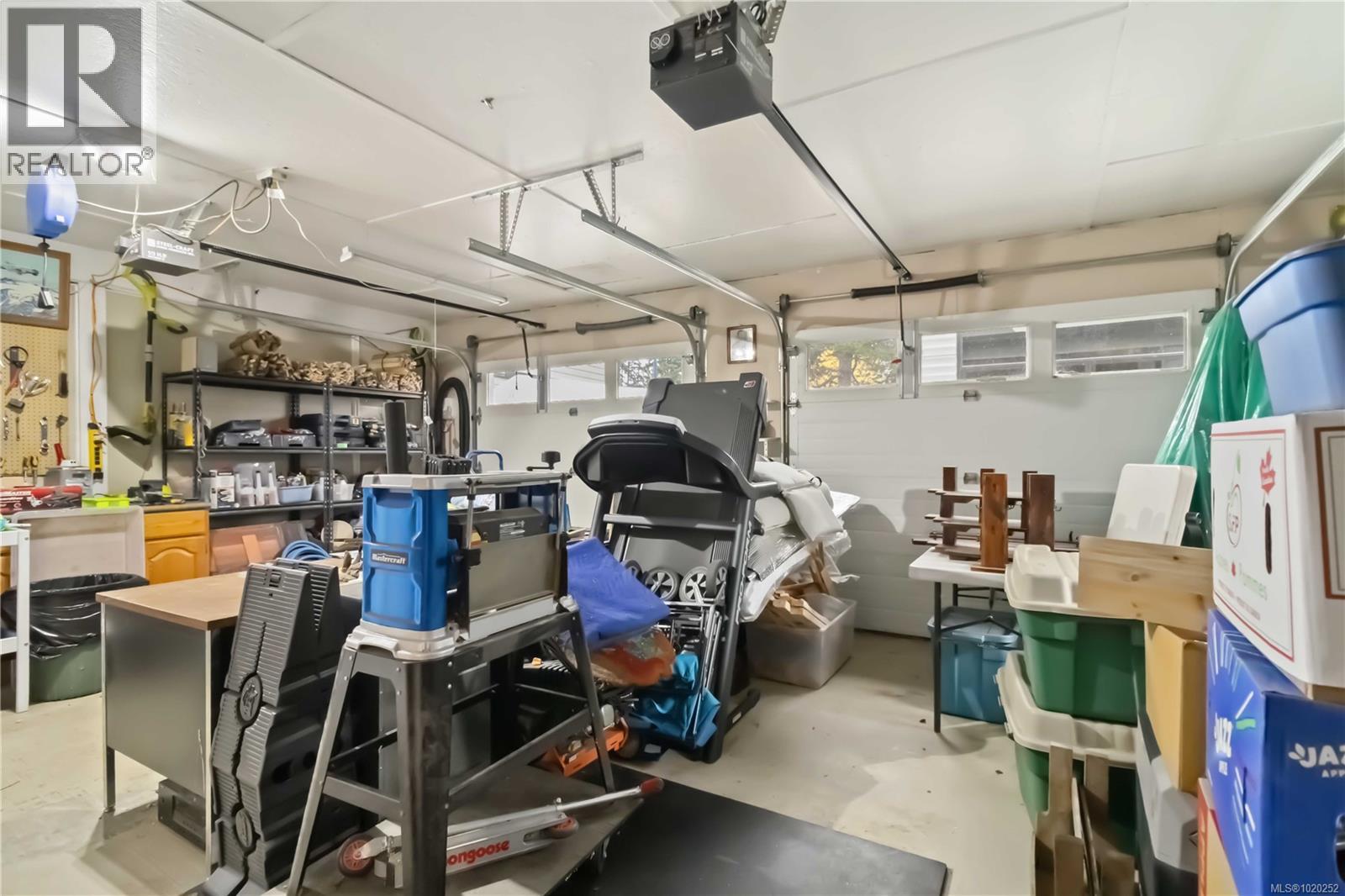  3104 Glen Lake Road, Langford