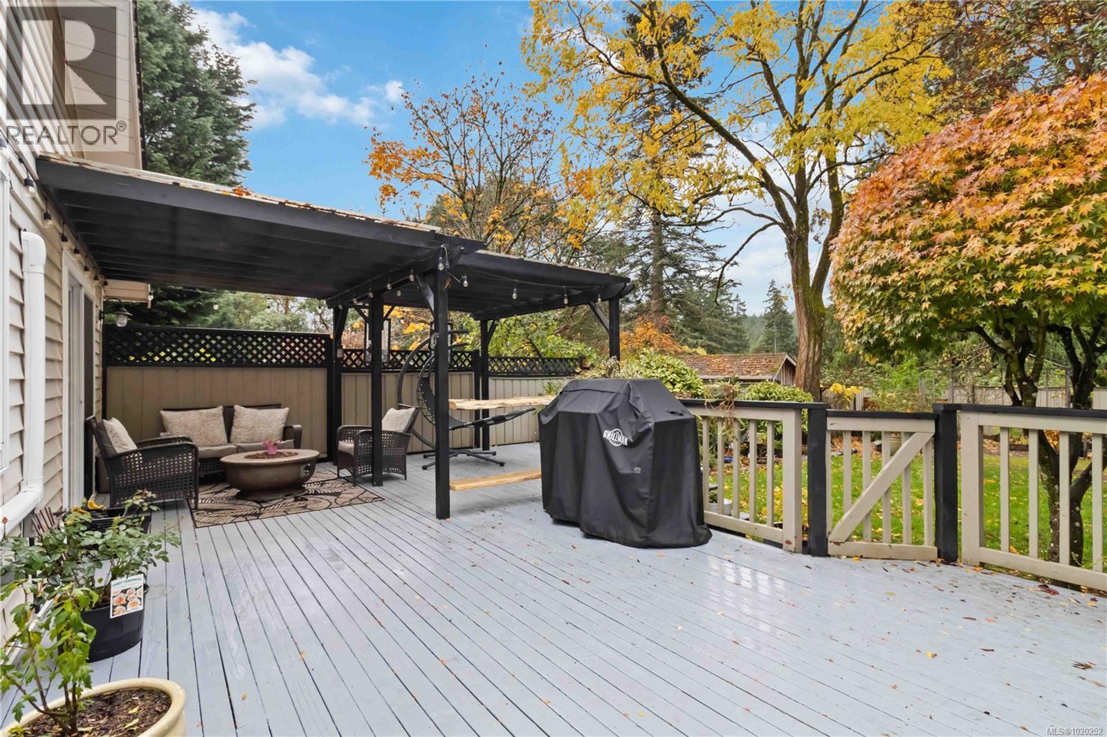  3104 Glen Lake Road, Langford