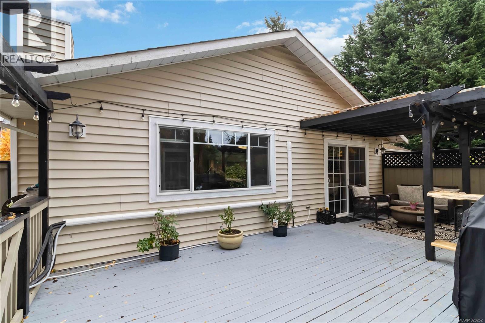  3104 Glen Lake Road, Langford