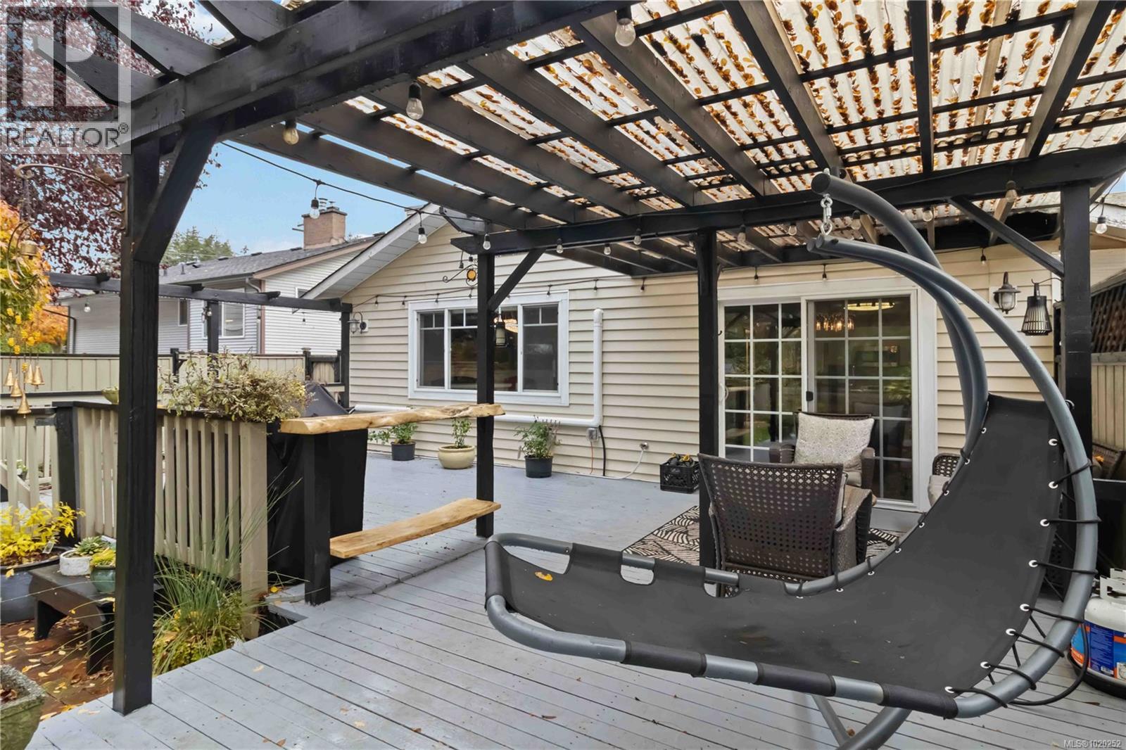  3104 Glen Lake Road, Langford