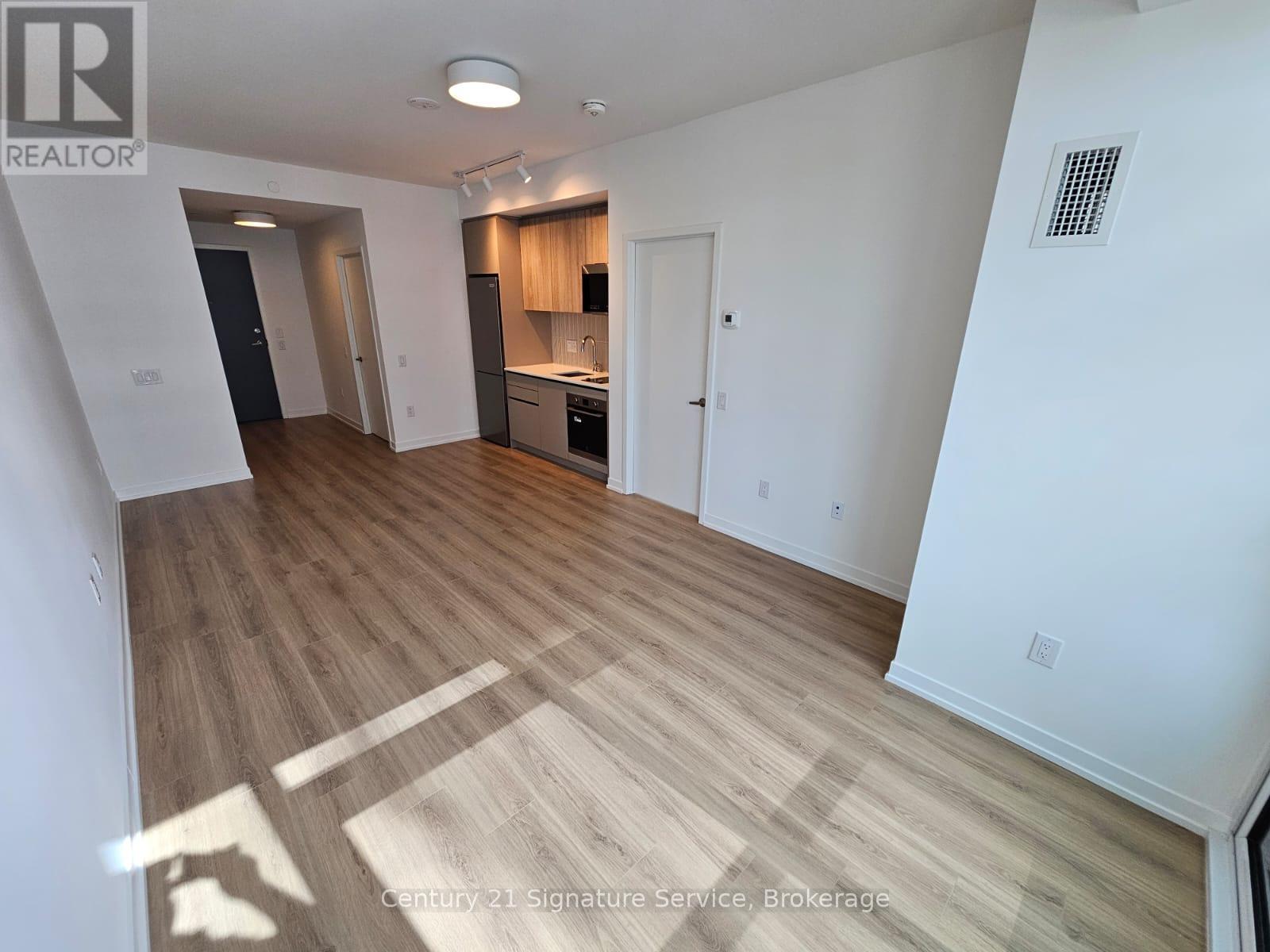 #504 2485 EGLINTON AVENUE W - 15