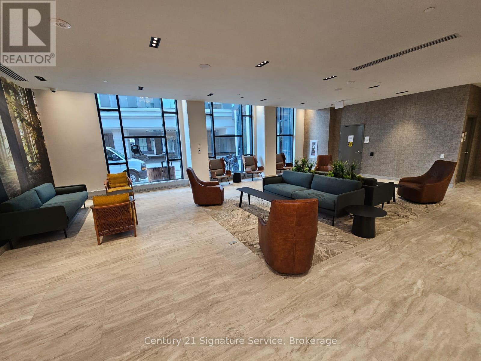 #504 2485 EGLINTON AVENUE W - 4