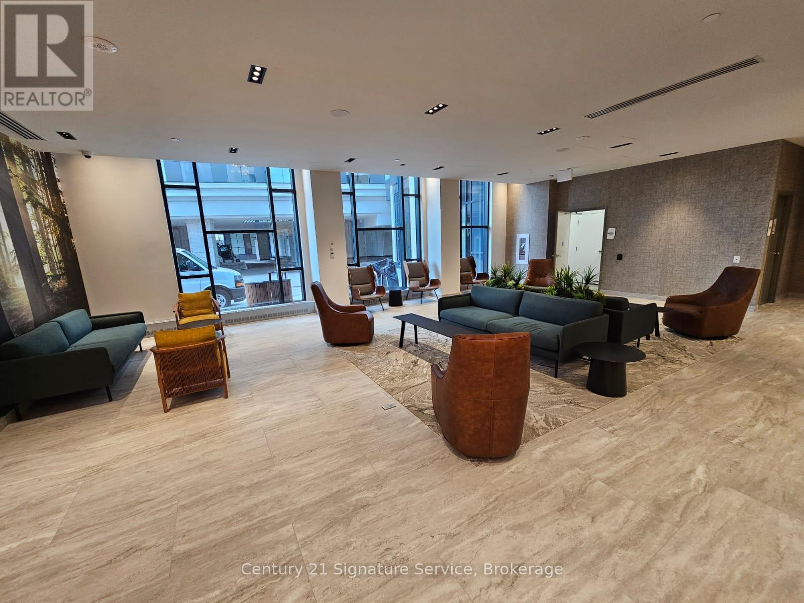 #504 2485 EGLINTON AVENUE W - 7