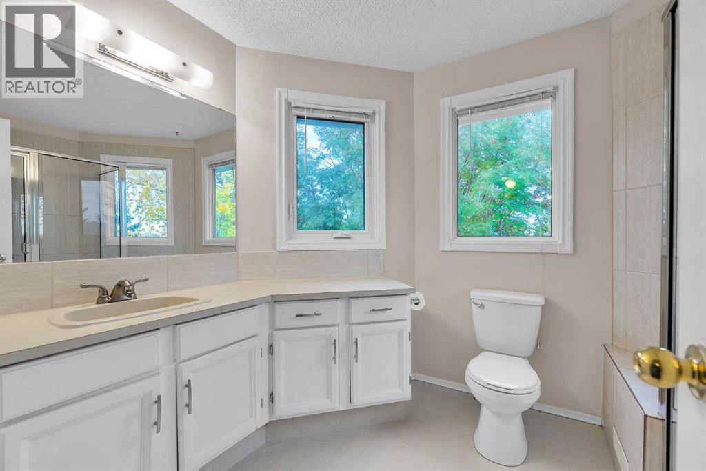 Single Family House for Sale in  Scenic Way NW Scenic Acres Calgary 