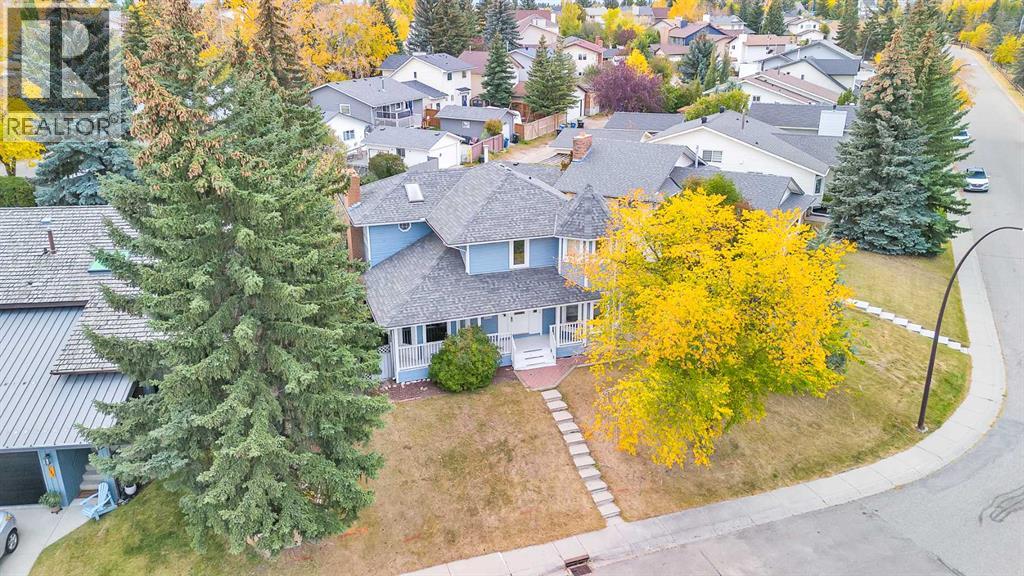 Single Family House for Sale in  Scenic Way NW Scenic Acres Calgary 