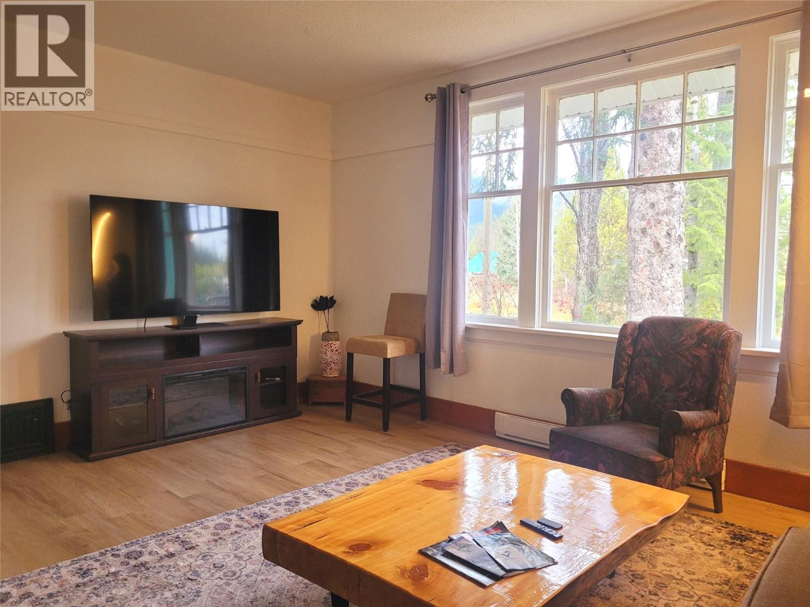 5928 FOURTH AVENUE - 15