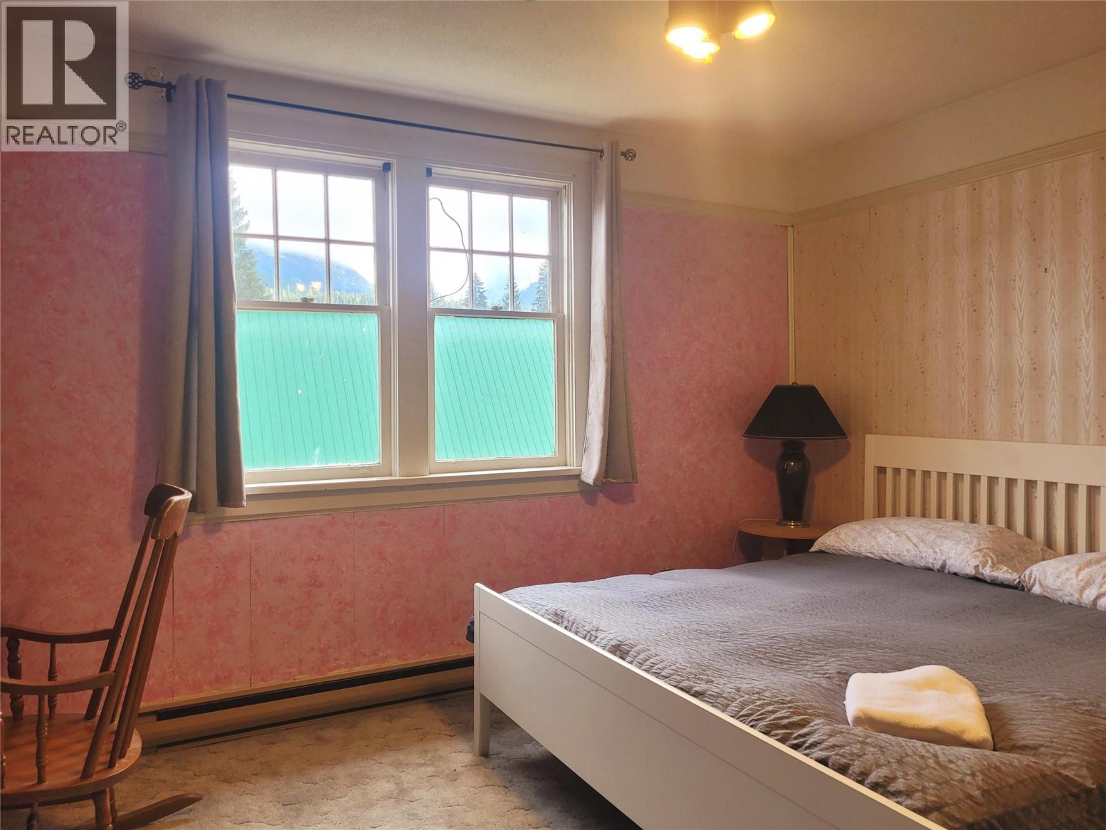 5928 FOURTH AVENUE - 26