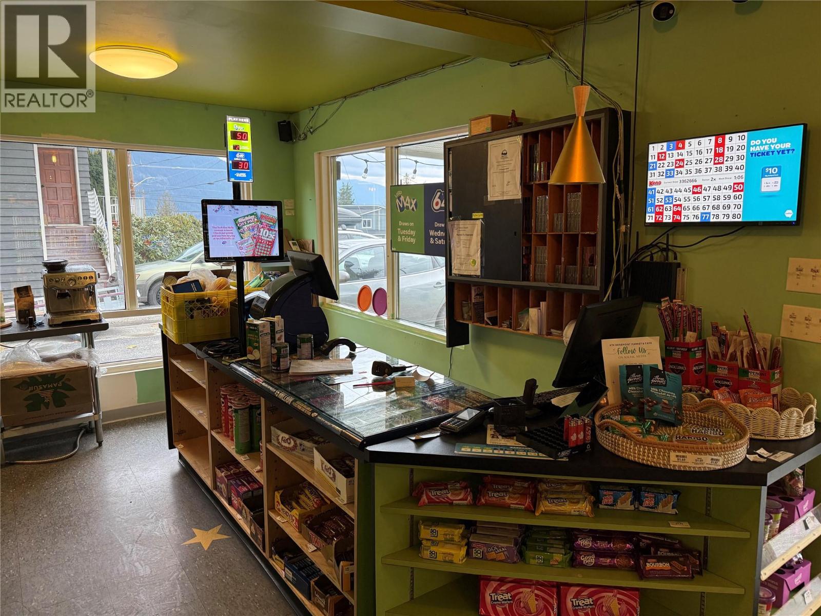  1516 Crease Avenue, Nelson