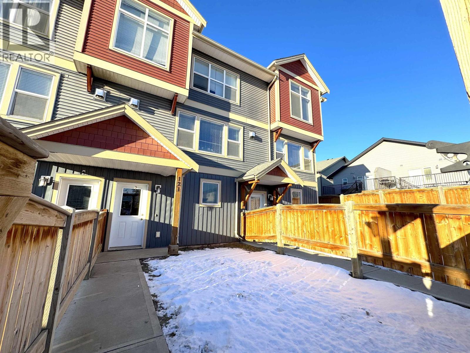 121 10303 112 STREET, Fort St. John