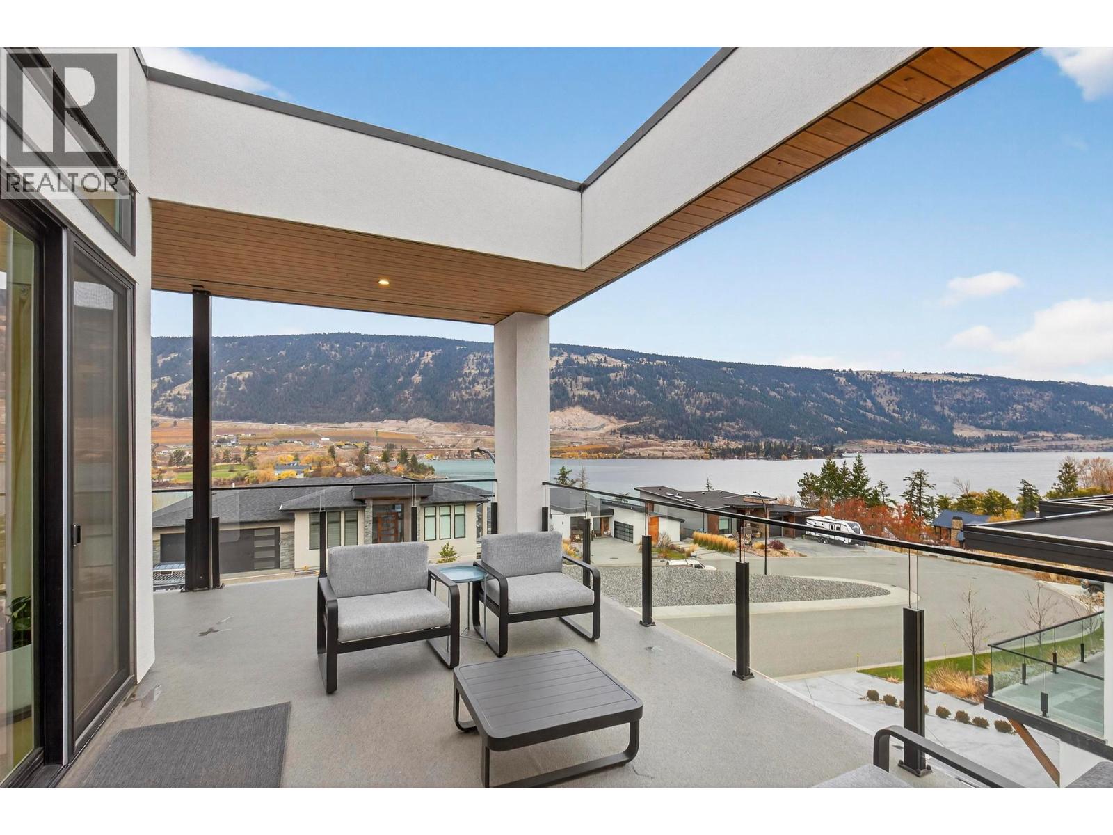 15873 Kobayashi Court, Lake Country