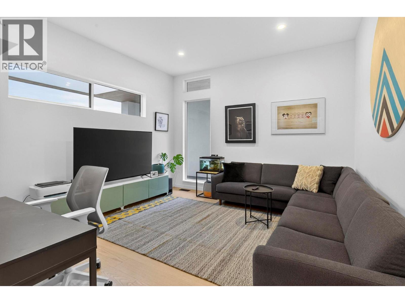 15873 Kobayashi Court, Lake Country