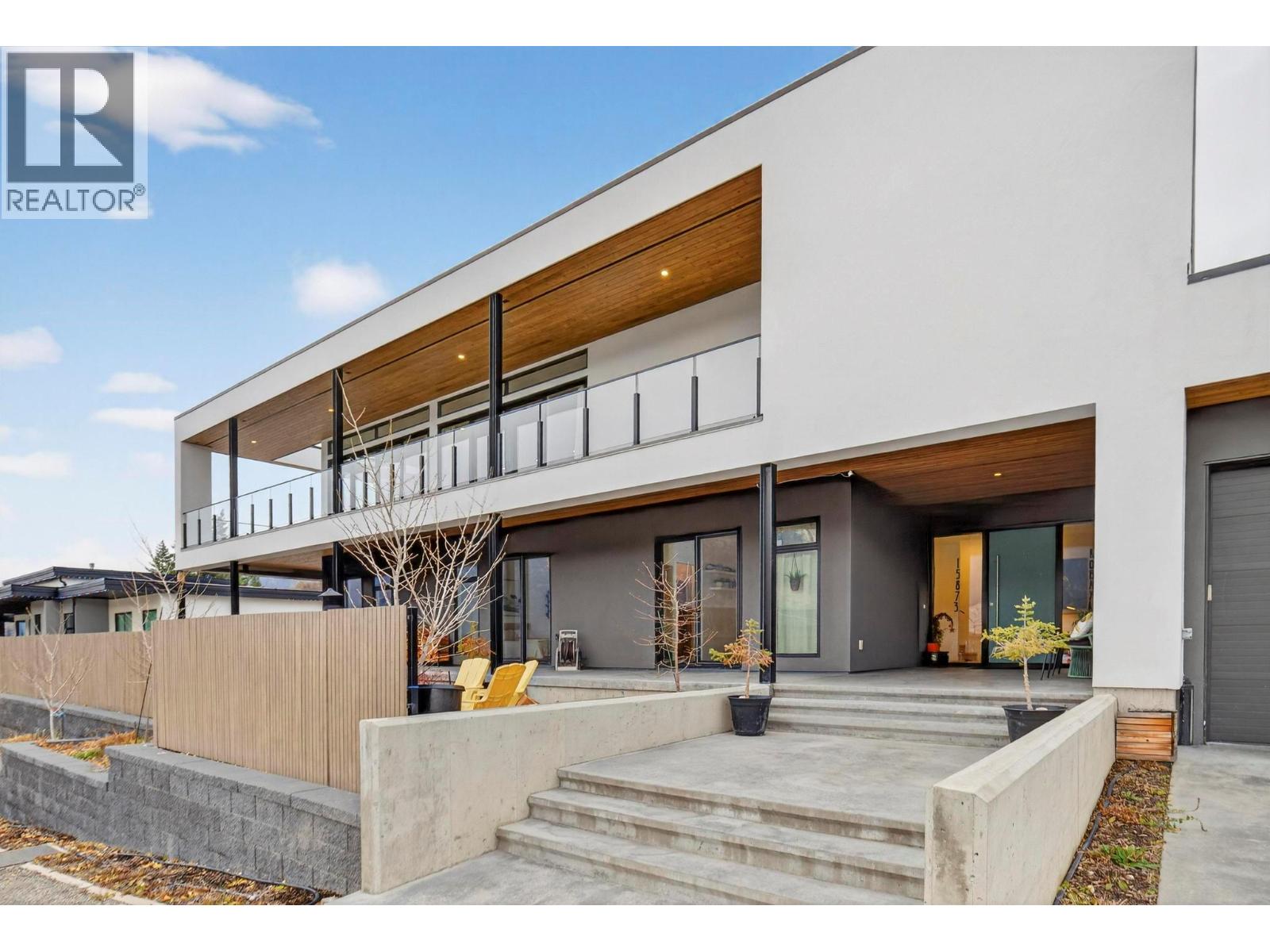 15873 Kobayashi Court, Lake Country