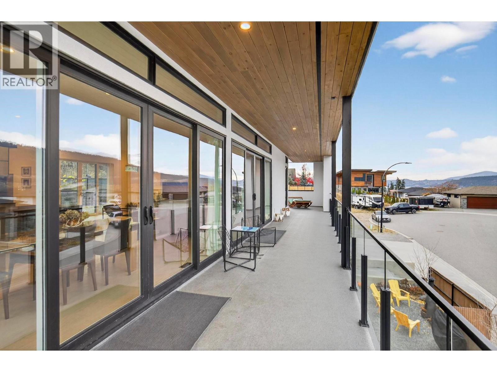 15873 Kobayashi Court, Lake Country