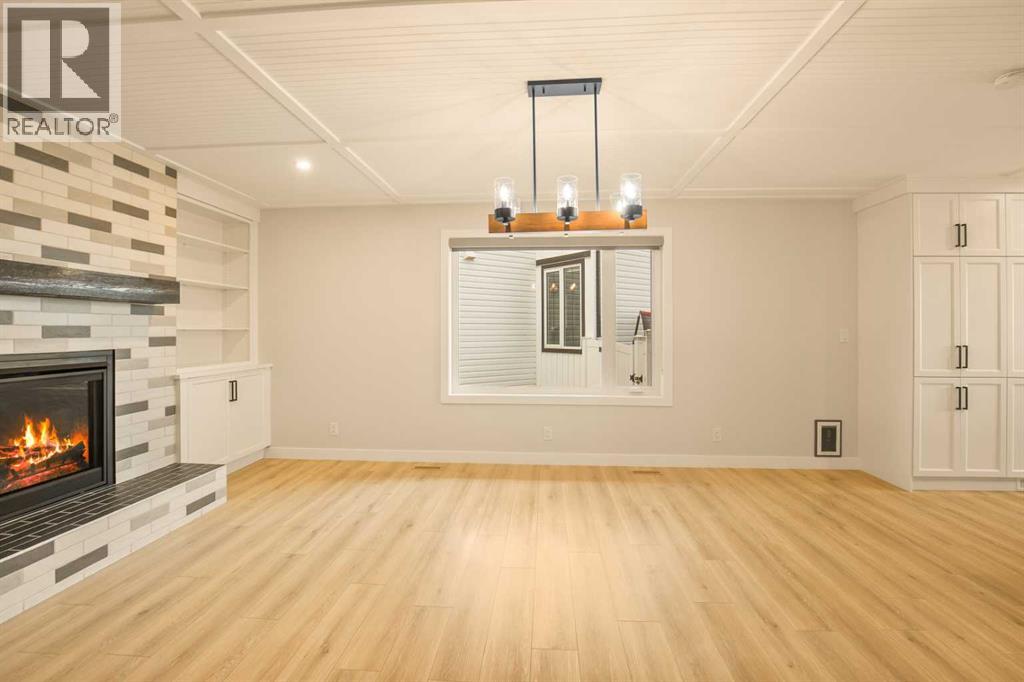 10 Cameron Court, Lacombe