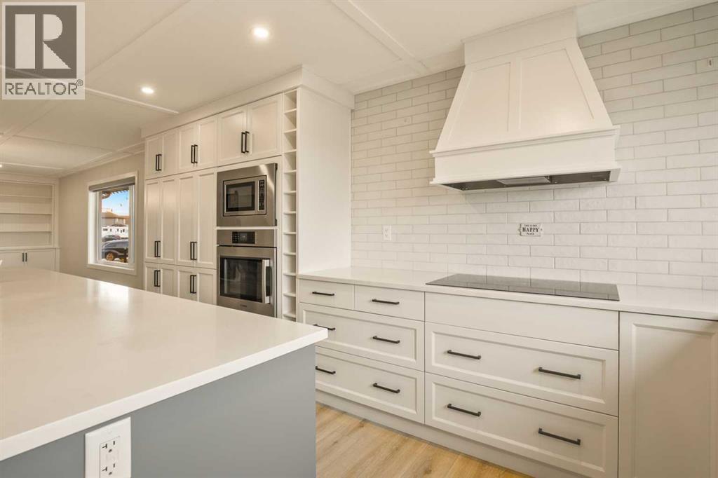 10 Cameron Court, Lacombe