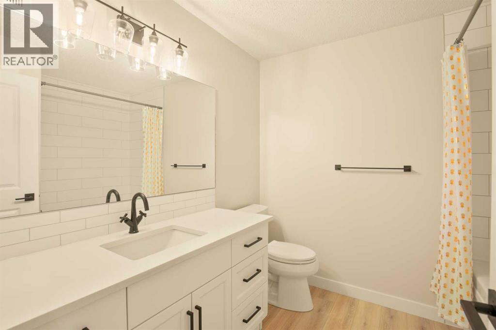 10 Cameron Court, Lacombe