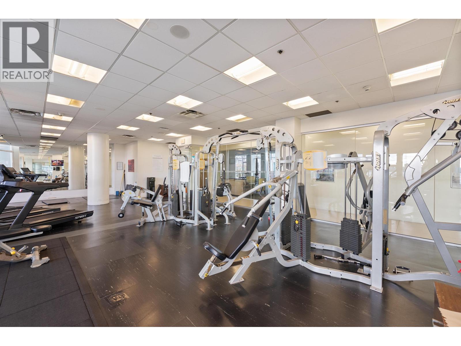 502 172 VICTORY SHIP WAY, North Vancouver