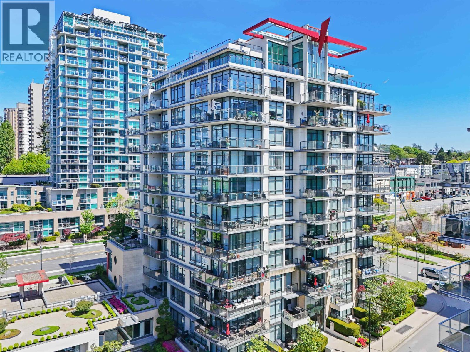502 172 VICTORY SHIP WAY, North Vancouver