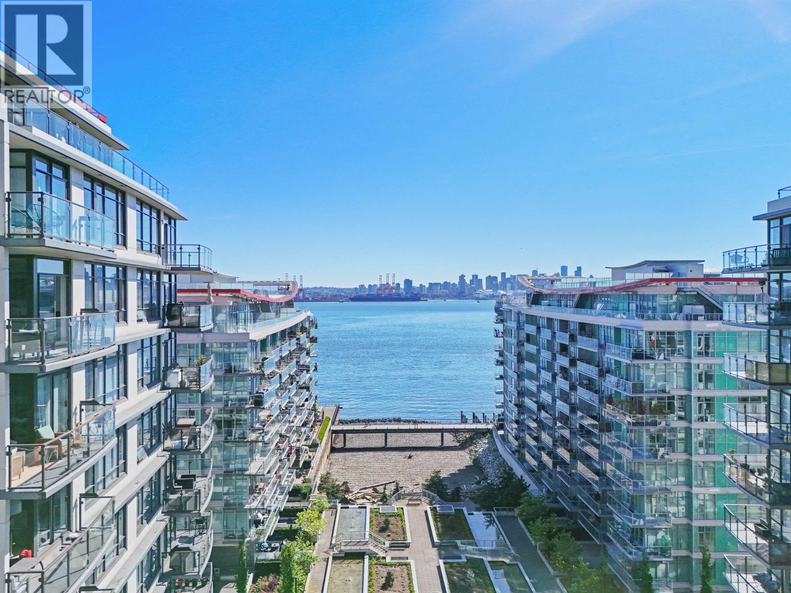 502 172 VICTORY SHIP WAY, North Vancouver