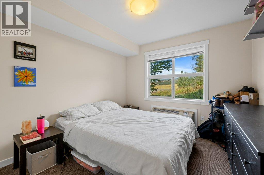 211 1479 Glenmore Road North, Kelowna