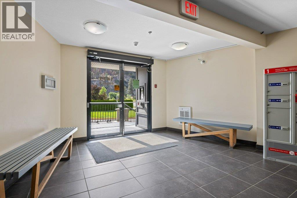 211 1479 Glenmore Road North, Kelowna