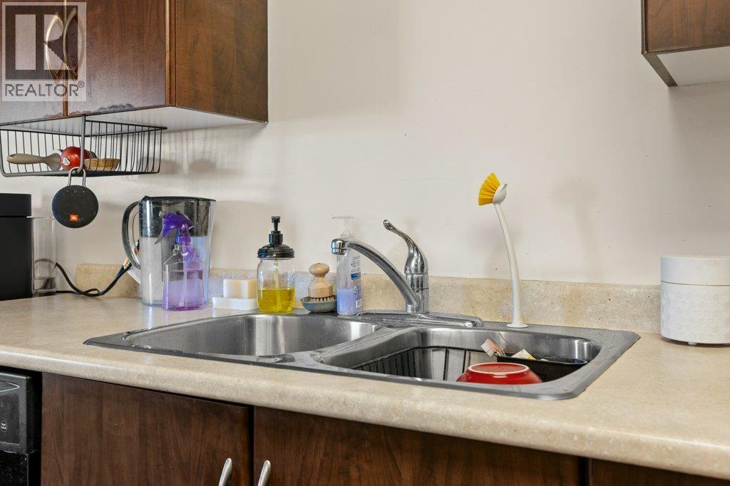 211 1479 Glenmore Road North, Kelowna