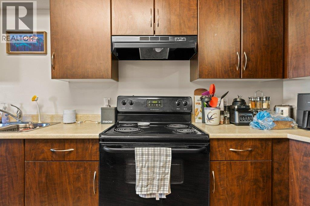 211 1479 Glenmore Road North, Kelowna