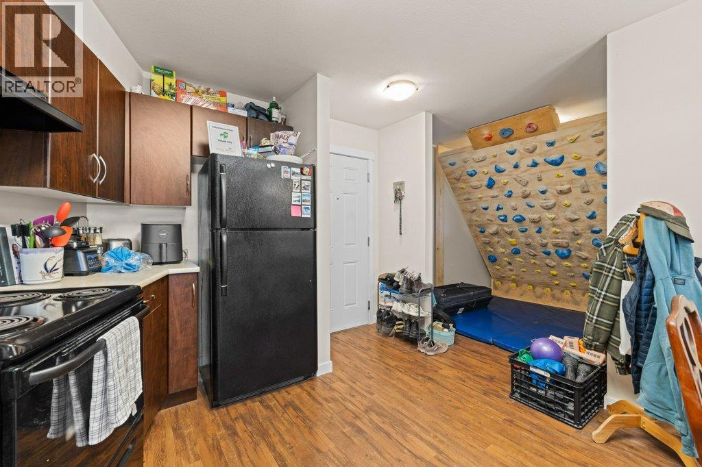 211 1479 Glenmore Road North, Kelowna