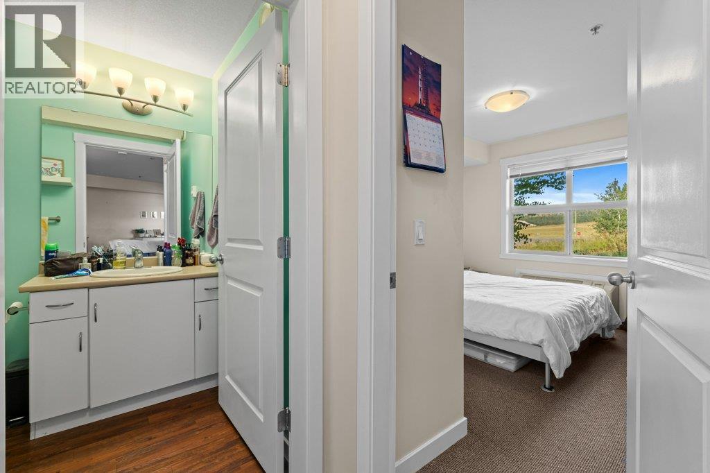 211 1479 Glenmore Road North, Kelowna