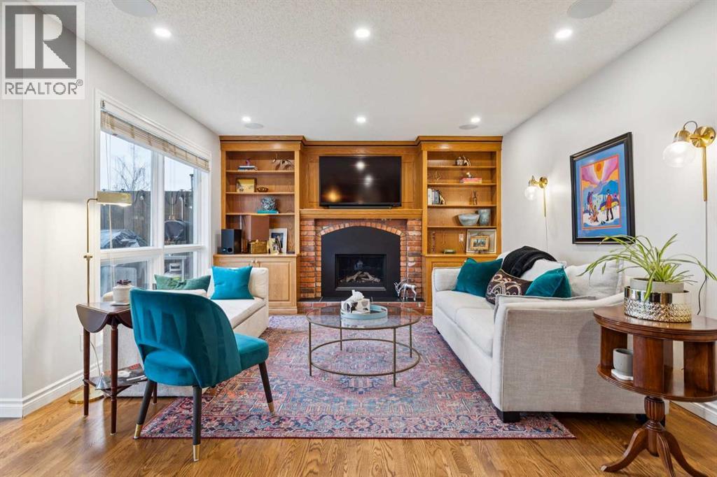 Single Family House for Sale in  Signal Hill Point SW Signal Hill Calgary 