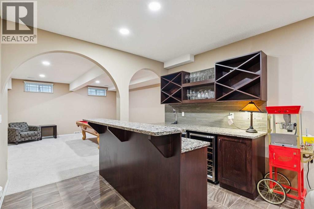 Single Family House for Sale in  Signal Hill Point SW Signal Hill Calgary 