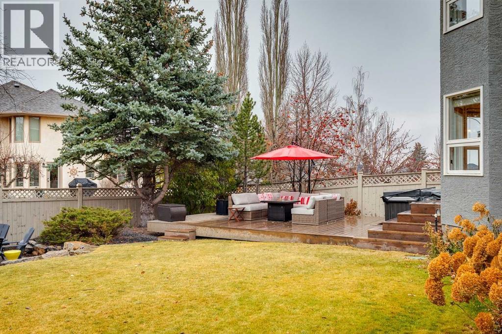 Single Family House for Sale in  Signal Hill Point SW Signal Hill Calgary 