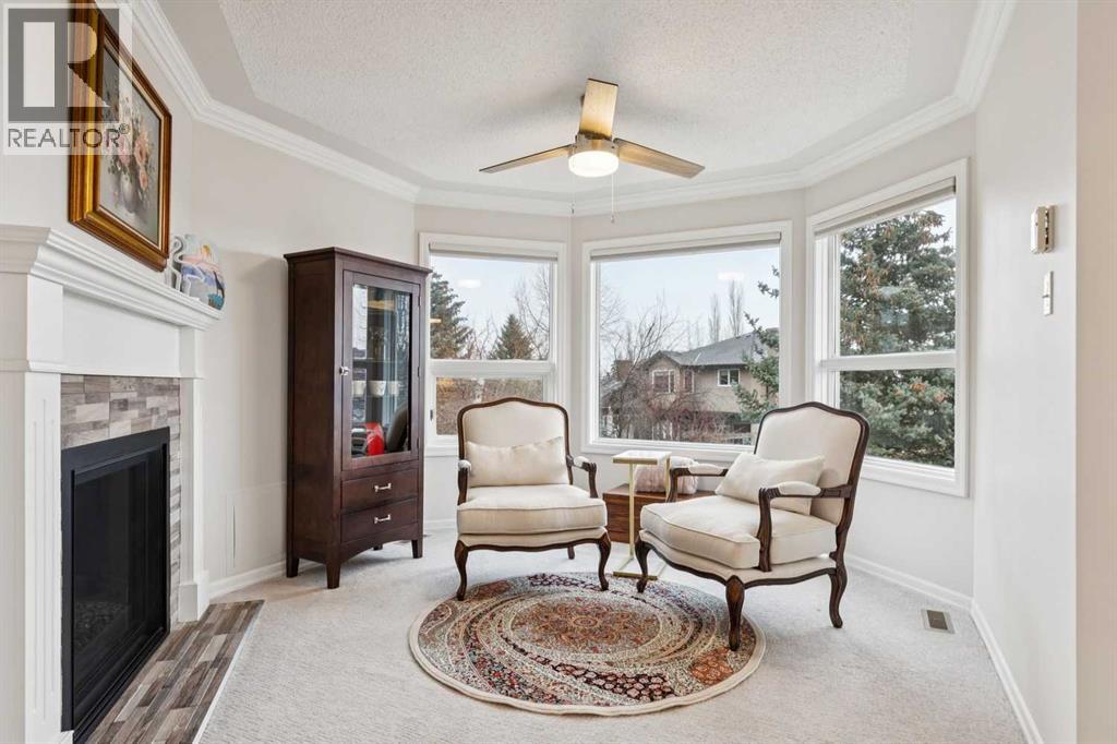 Single Family House for Sale in  Signal Hill Point SW Signal Hill Calgary 