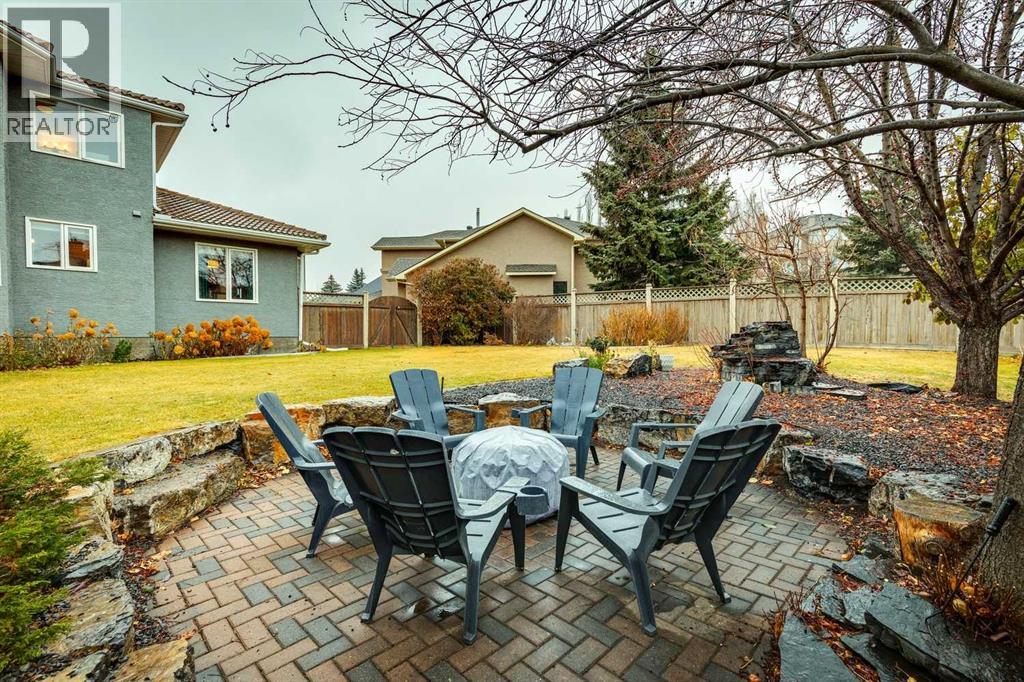 Single Family House for Sale in  Signal Hill Point SW Signal Hill Calgary 