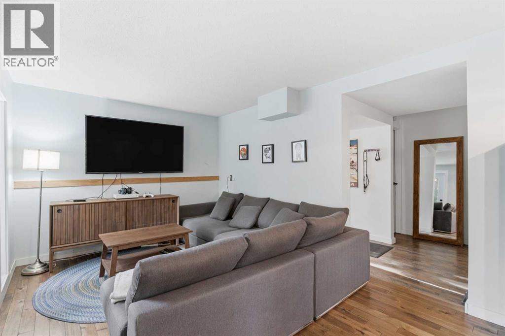 15 Park Point, Bragg Creek