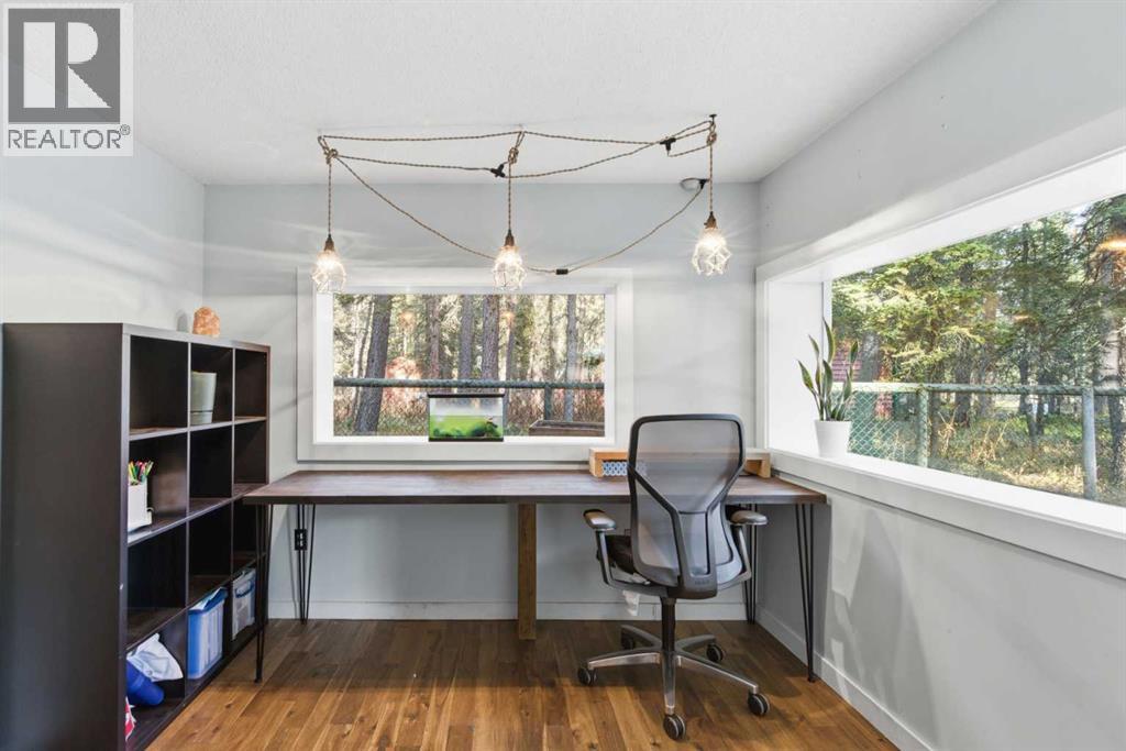 15 Park Point, Bragg Creek