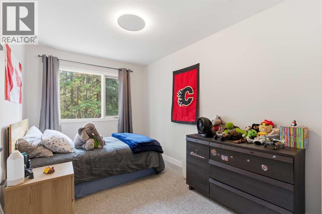 15 Park Point, Bragg Creek