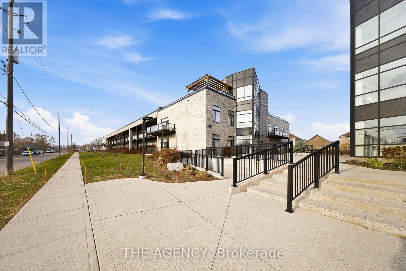 #102A 85 MORRELL STREET - 36