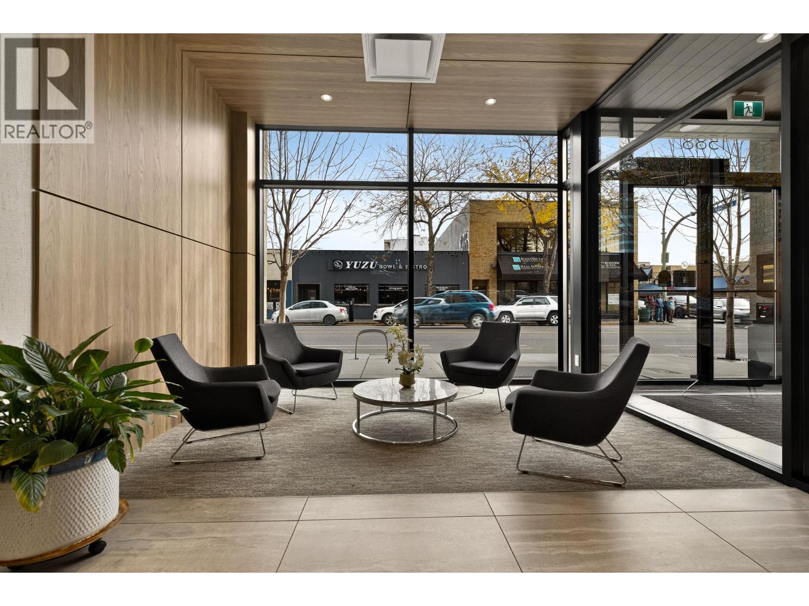 708 1588 Ellis Street, Kelowna