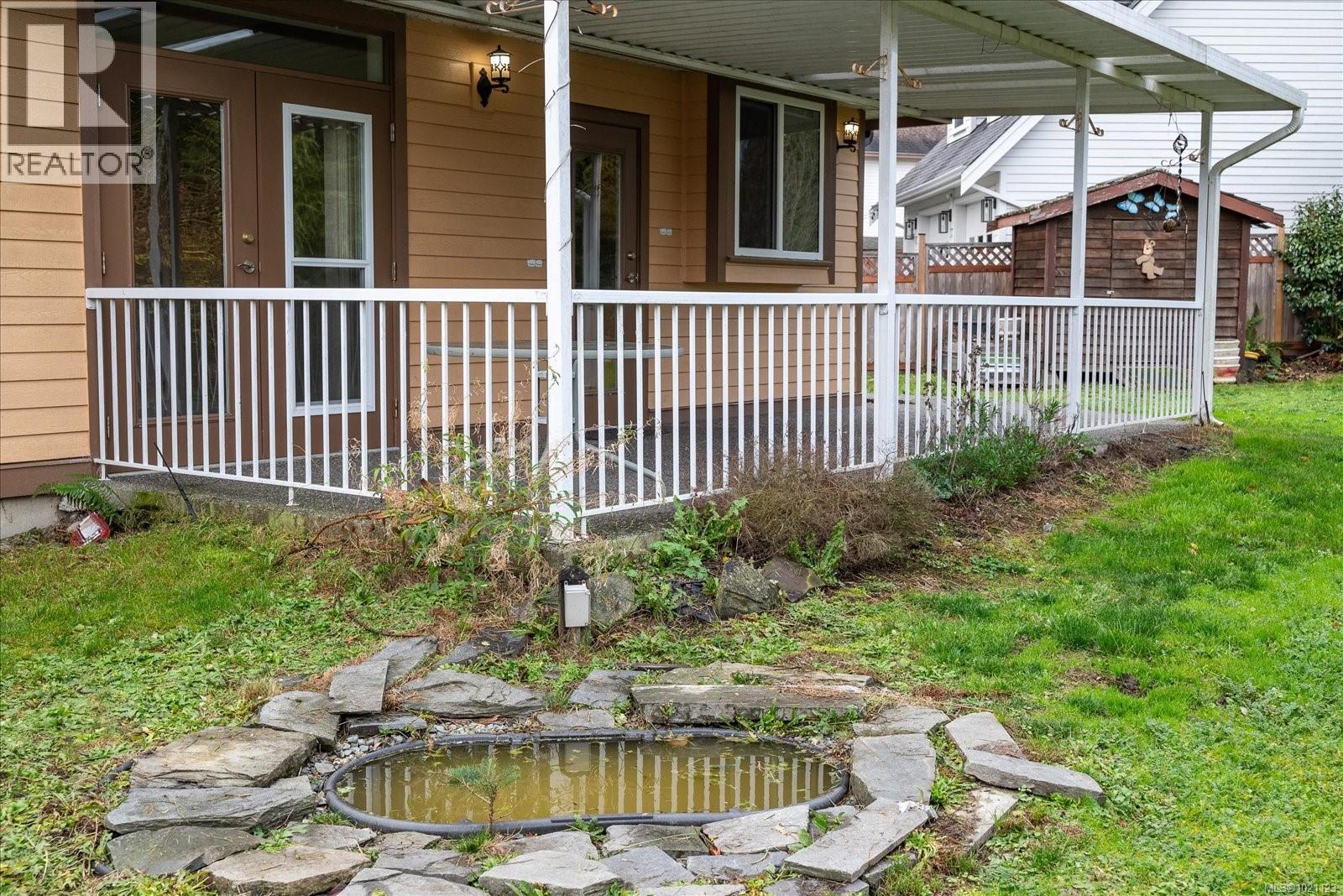 310 Holland Creek Pl, Ladysmith