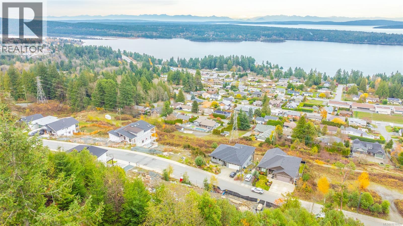 426 Thetis Dr, Ladysmith