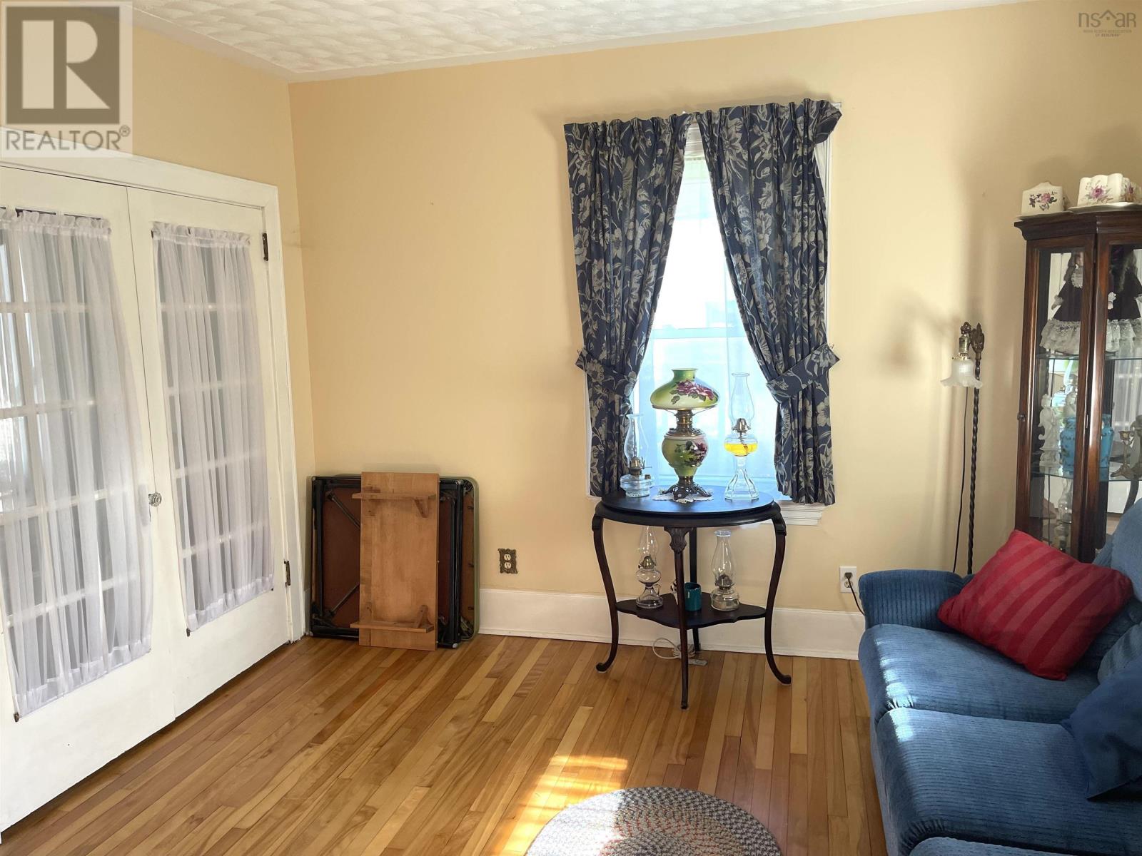 Property 21 of 39 of 1729 Highway 6