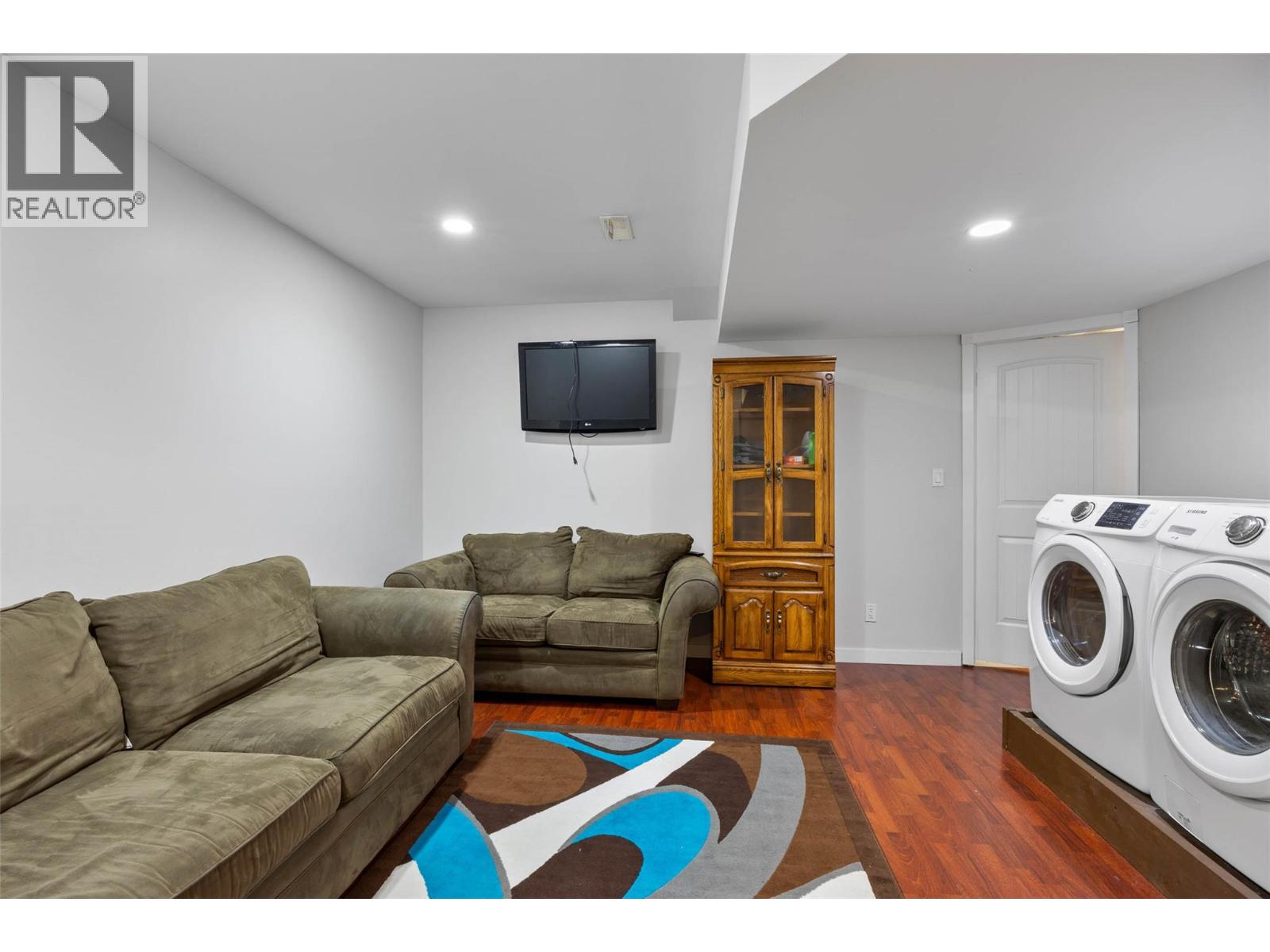 #17 930 Stagecoach Drive - 17