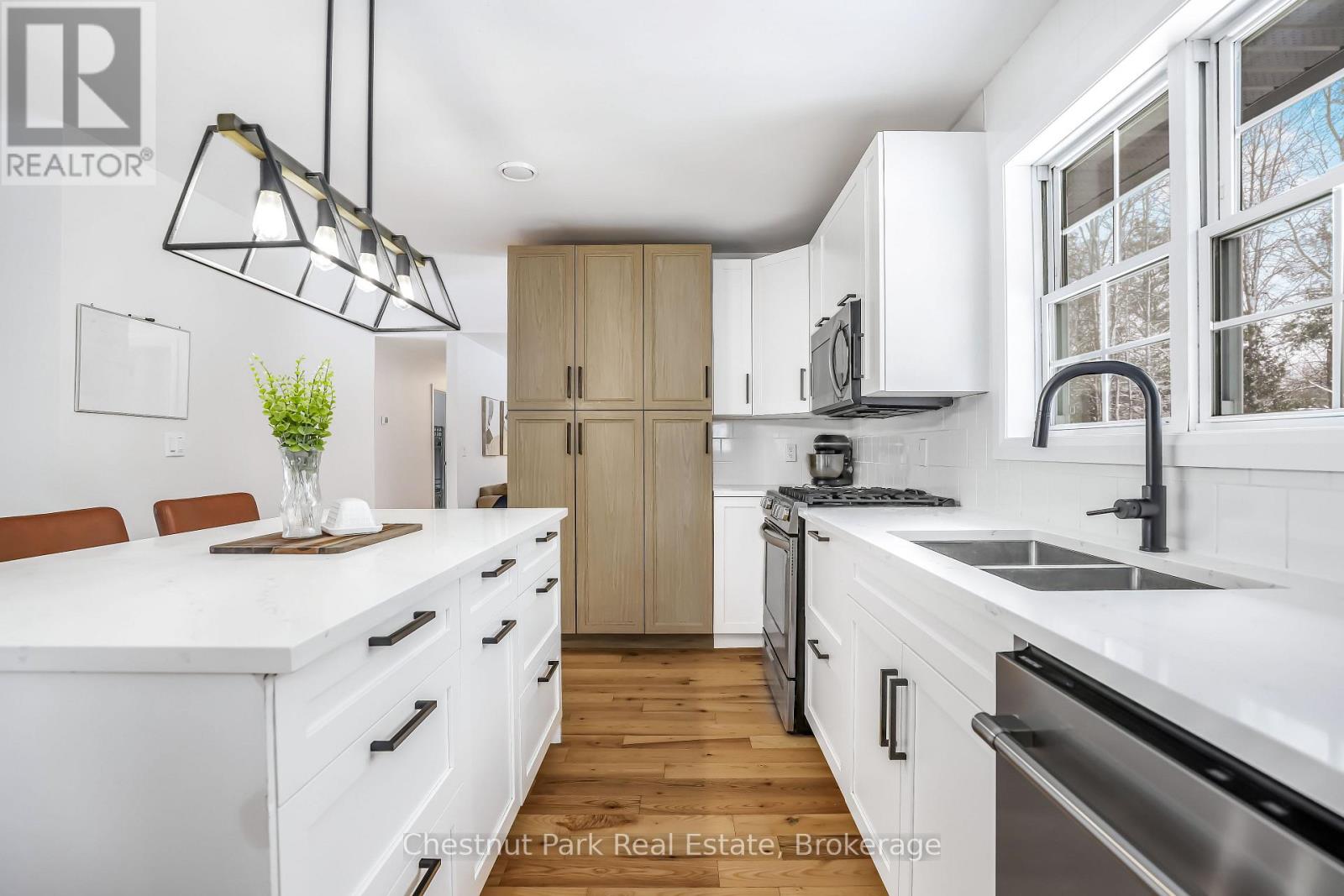 9 MAPLE DRIVE - 26