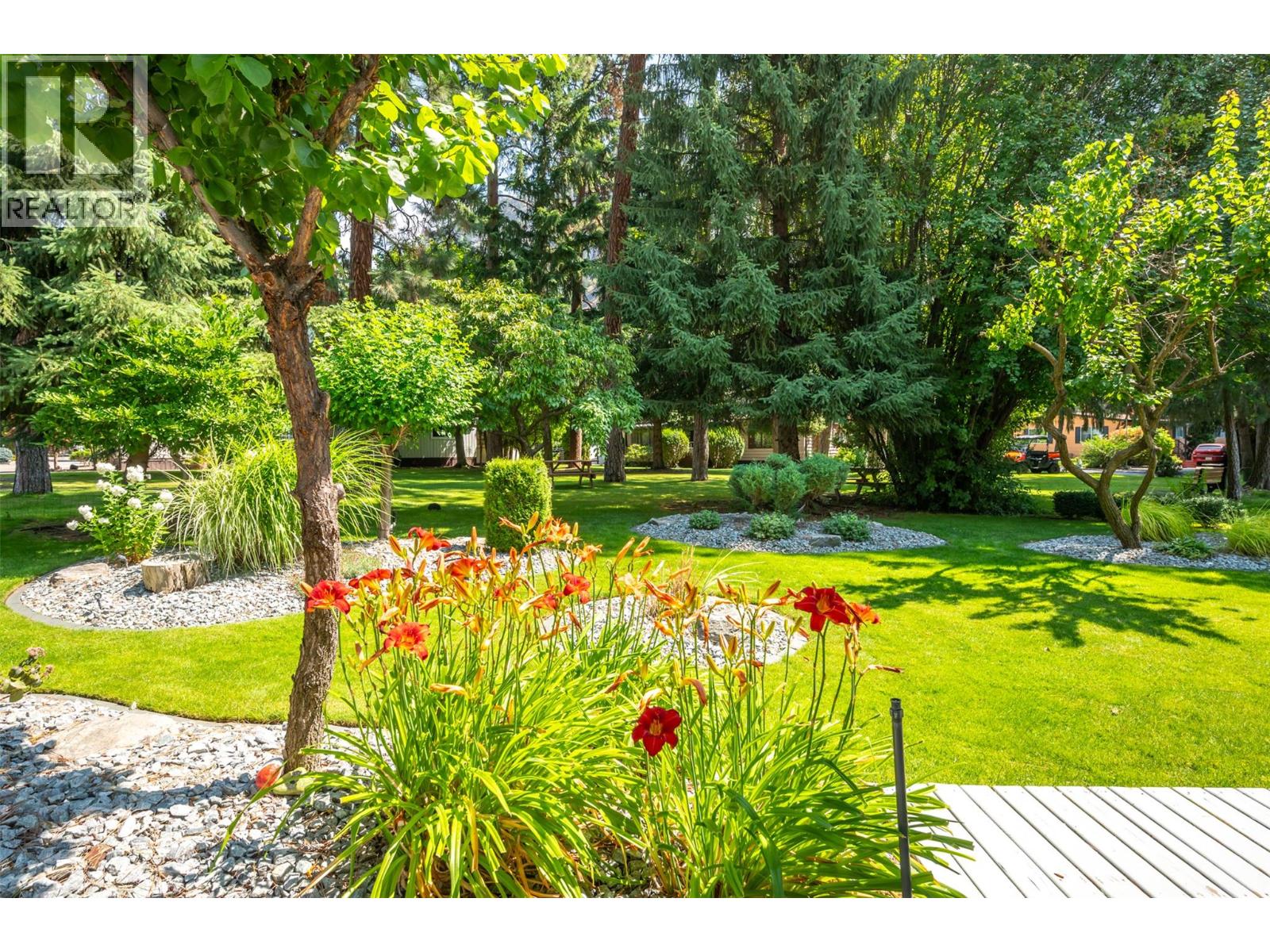 8487 97 Highway Unit# 18, Oliver