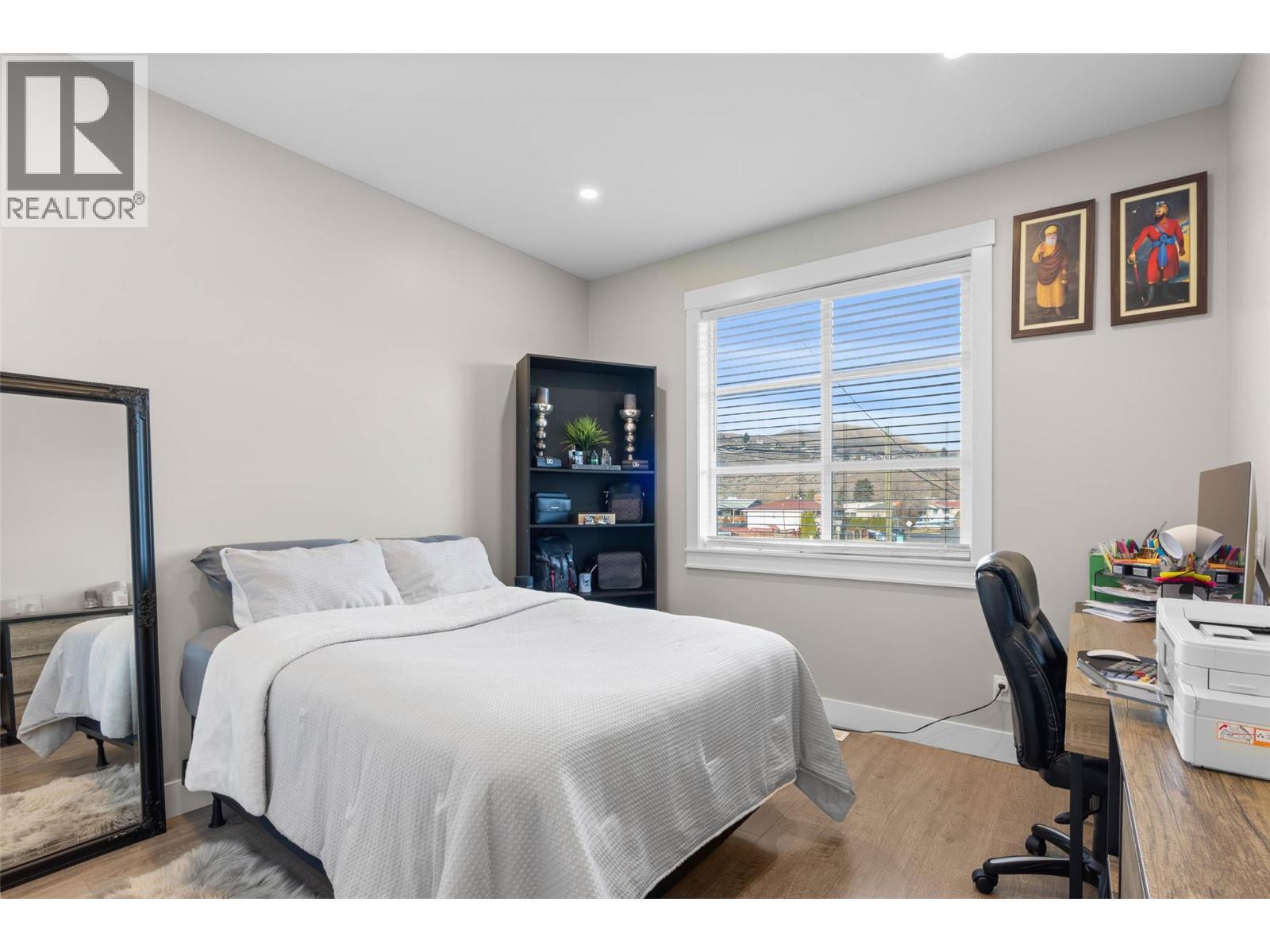 969 LETHBRIDGE Avenue, Kamloops